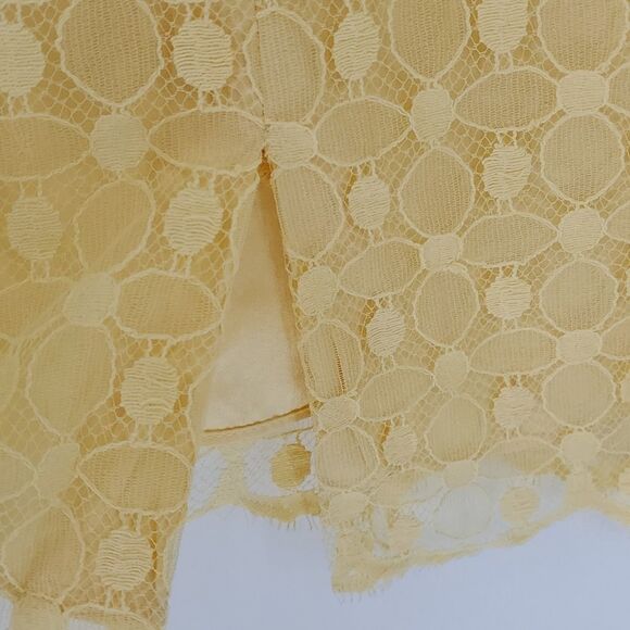 Milly of NY. Yellow skirt Y2K black band. Lace. Size 2 very flattering styl… - Picture 4 of 8
